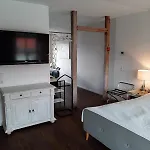 Großzügiges Dach-loft - 120qm, Dart, Airhockey, Beamer, Nahe Hafen, Schloss&altstadt * Schwerin (Mecklenburg-Vorpommern)