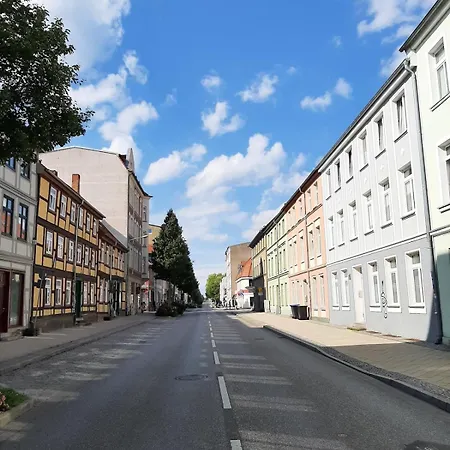 City-apartment 2 - 120qm, Dart, Airhockey, Beamer * Schwerin