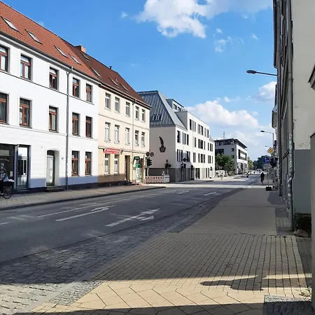 City-apartment 2 - 120qm, Dart, Airhockey, Beamer * Schwerin