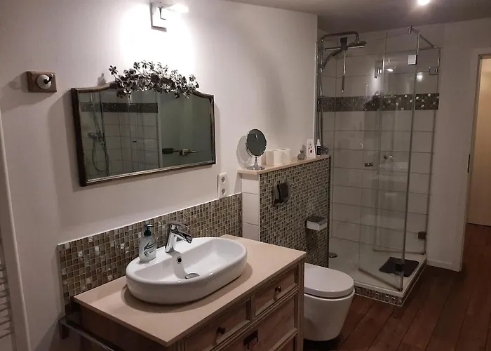 City-apartment 2 - 120qm, Dart, Airhockey, Beamer 什未林